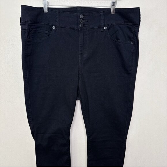 Torrid Womens 18S Jegging Skinny Super Soft High-Rise Jean Black Color - Picture 3 of 14